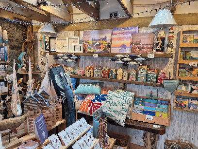 Aruna Art & Gifts