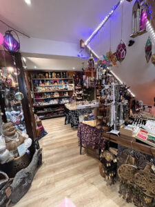 Baan 57 – Crystals, Incense, Aromatherapy, Global Gifts and more