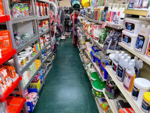 Hewlett’s Pet and Country Store