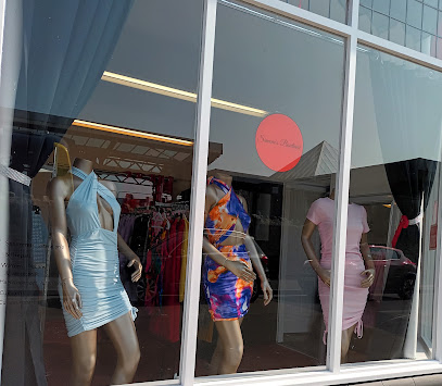 Simone’s Boutique